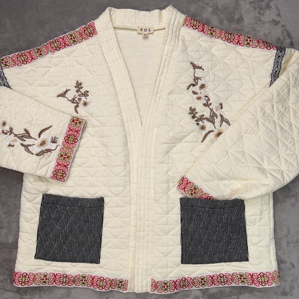 POL Women's Medium Quilted Jacket Ivory Open Front Embroidered Floral Knit Boho